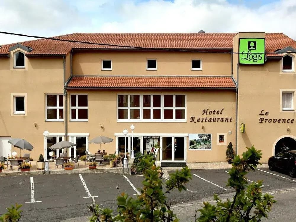 Hôtel le Provence - Photo 1