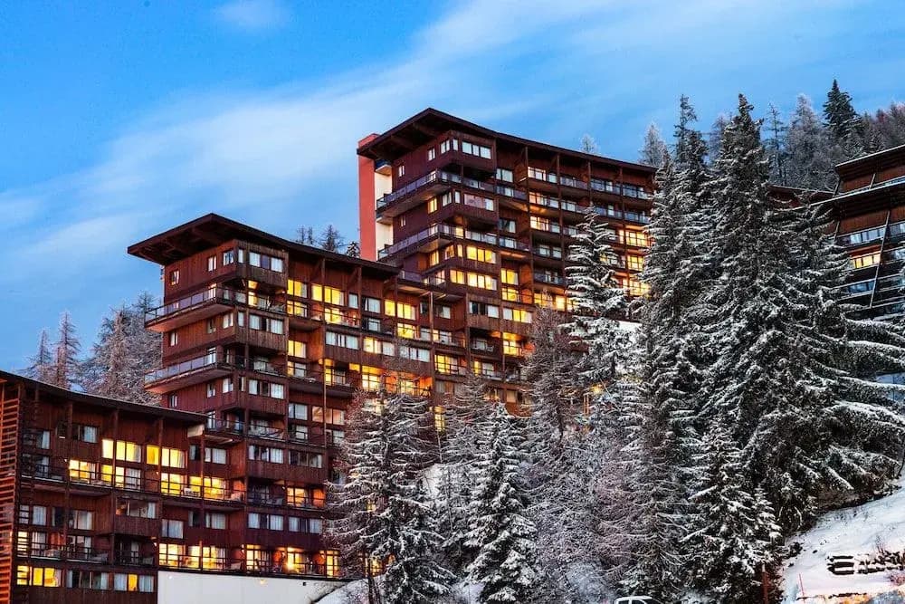 Skissim Premium - Résidence Le Roc Belle Face 4*by Travelski - Photo 1