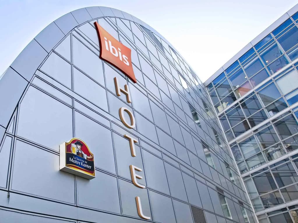 ibis Besançon Centre La City - Photo 1