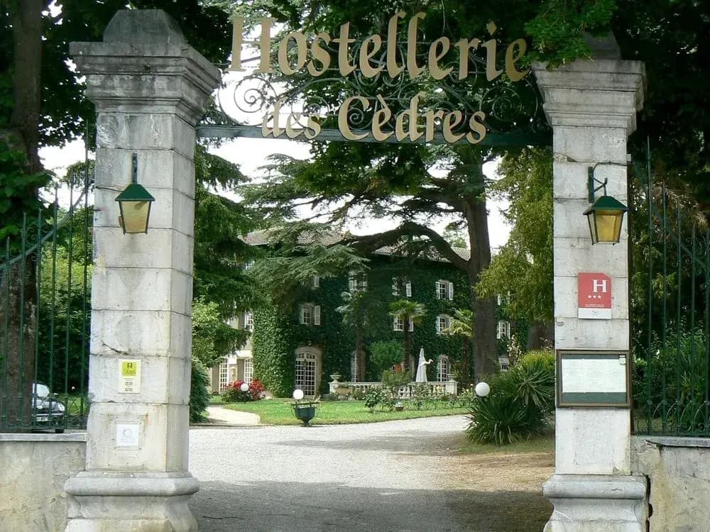 Hostellerie des Cèdres - Photo 1