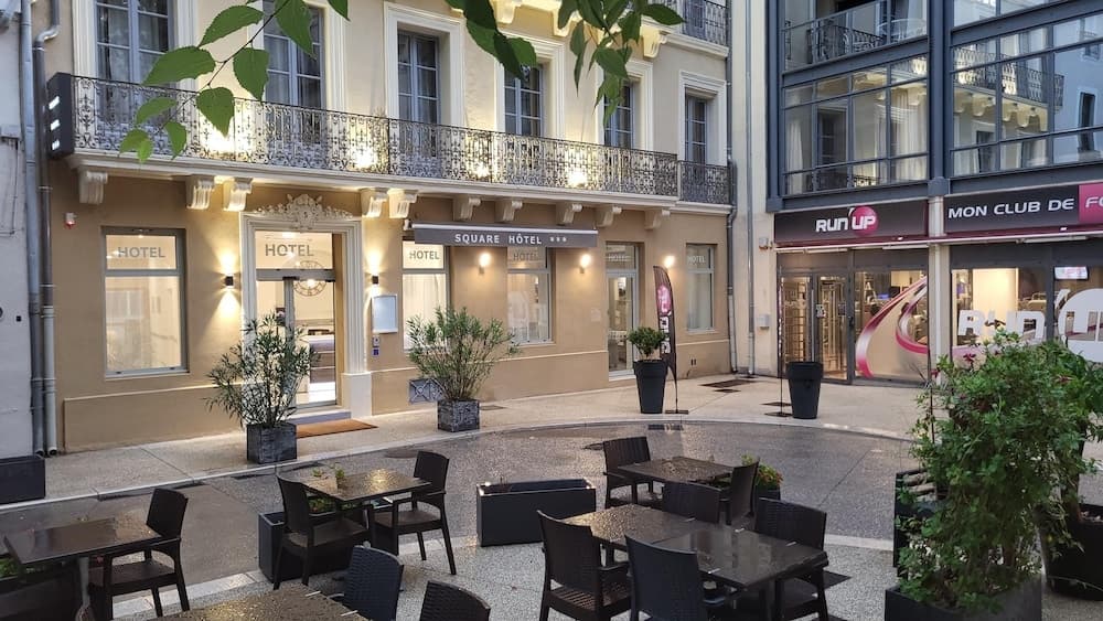 Square Hôtel - Photo 1