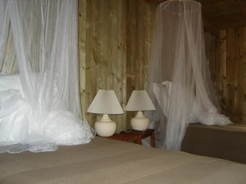 La Grange - Photo 1