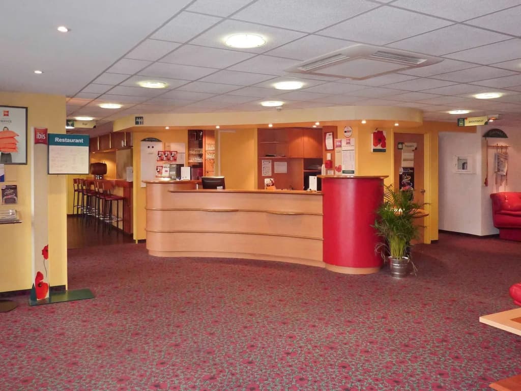 ibis Laon - Photo 1