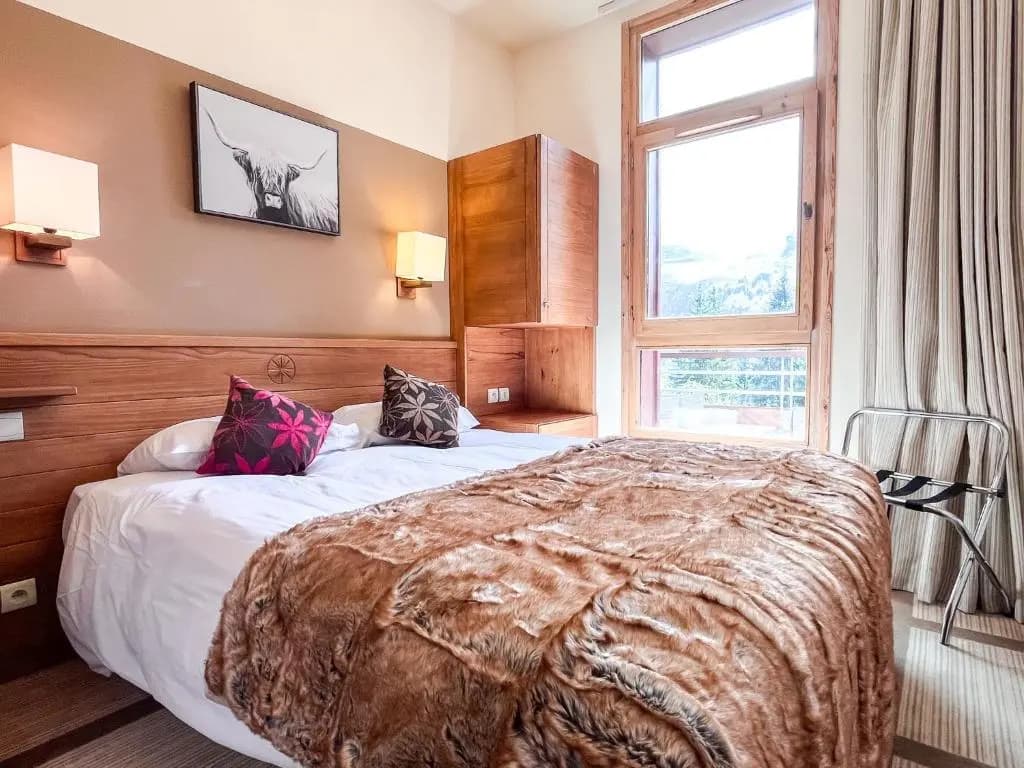 Bright, spacious South-facing 1-bedroom apartment - Photo 1