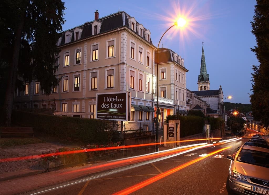 Hôtel des Eaux - Photo 1