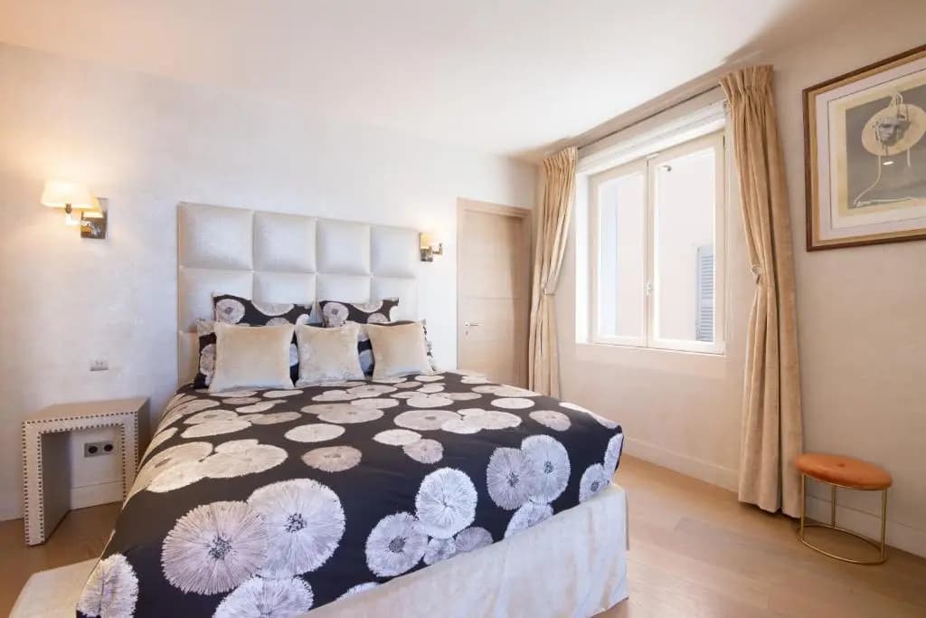 RARE! Appartement, 100m2, Climatisé - Port de Saint-Tropez - Photo 1