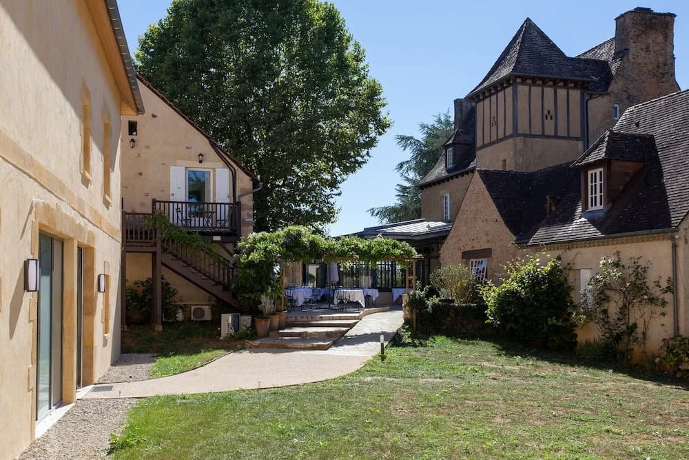 Hotel Restaurant La Hoirie - Photo 1