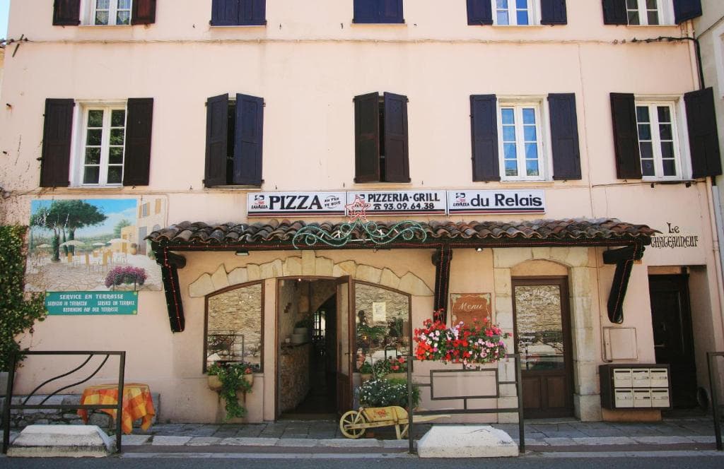 Logis Hotel Le Relais Imperial - Photo 1