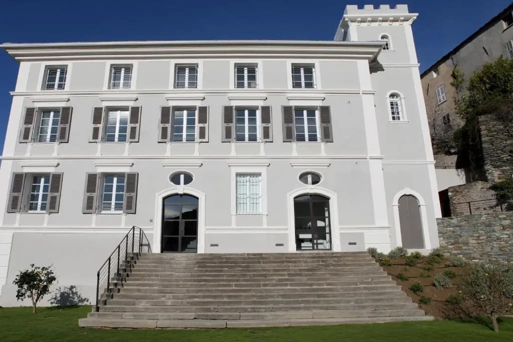 Boutique Hotel NOAE by Emerald Stay - Photo 1