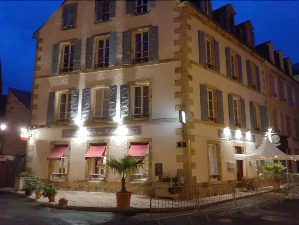 Hôtel Le CM - Photo 1