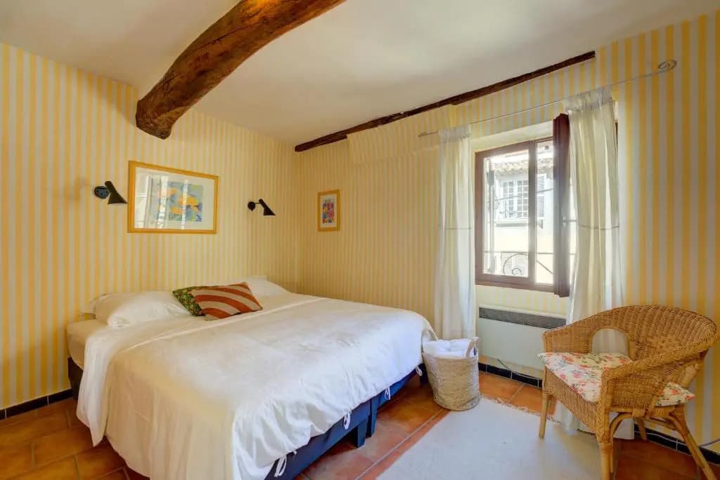 Ancienne Mairie Vieux Village Roquebrune 3 bedroom apartment - Photo 1