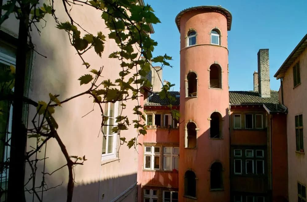 Artelit - Photo 1