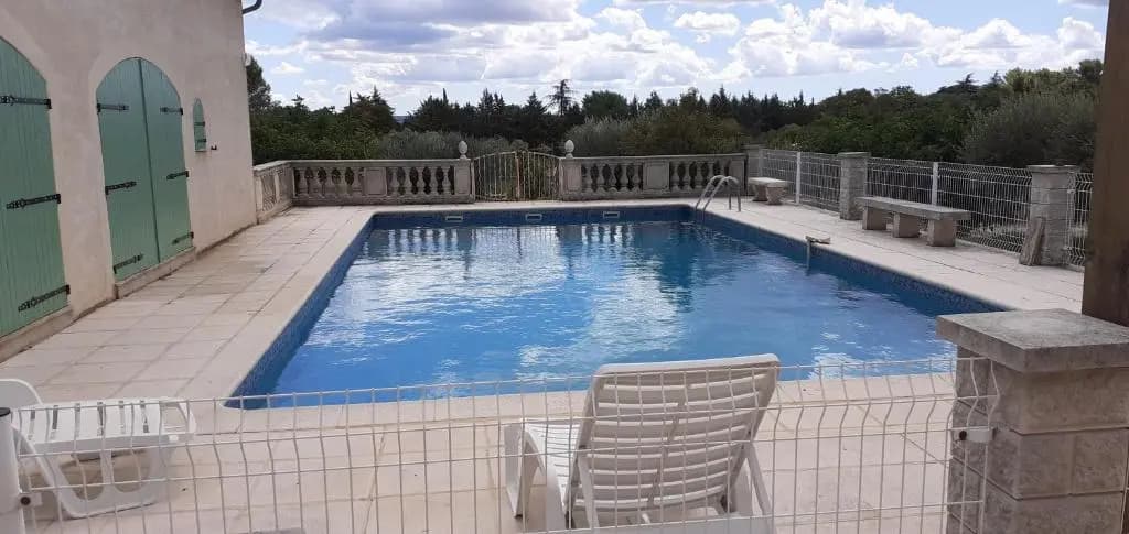 Maisonnette au pied de la garrigue - Photo 1