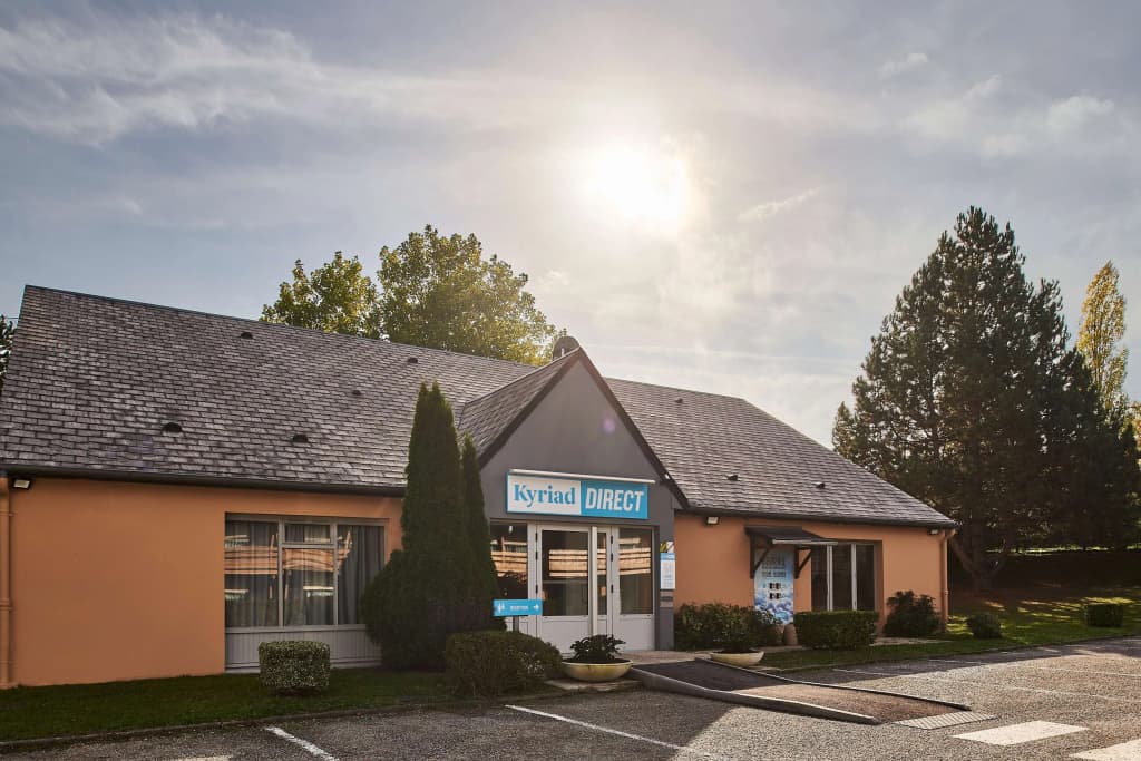 Kyriad Direct Evreux - Photo 1
