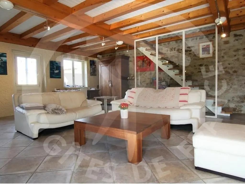 Gite Beauzac, 6 pièces, 12 personnes - FR-1-582-41 - Photo 1