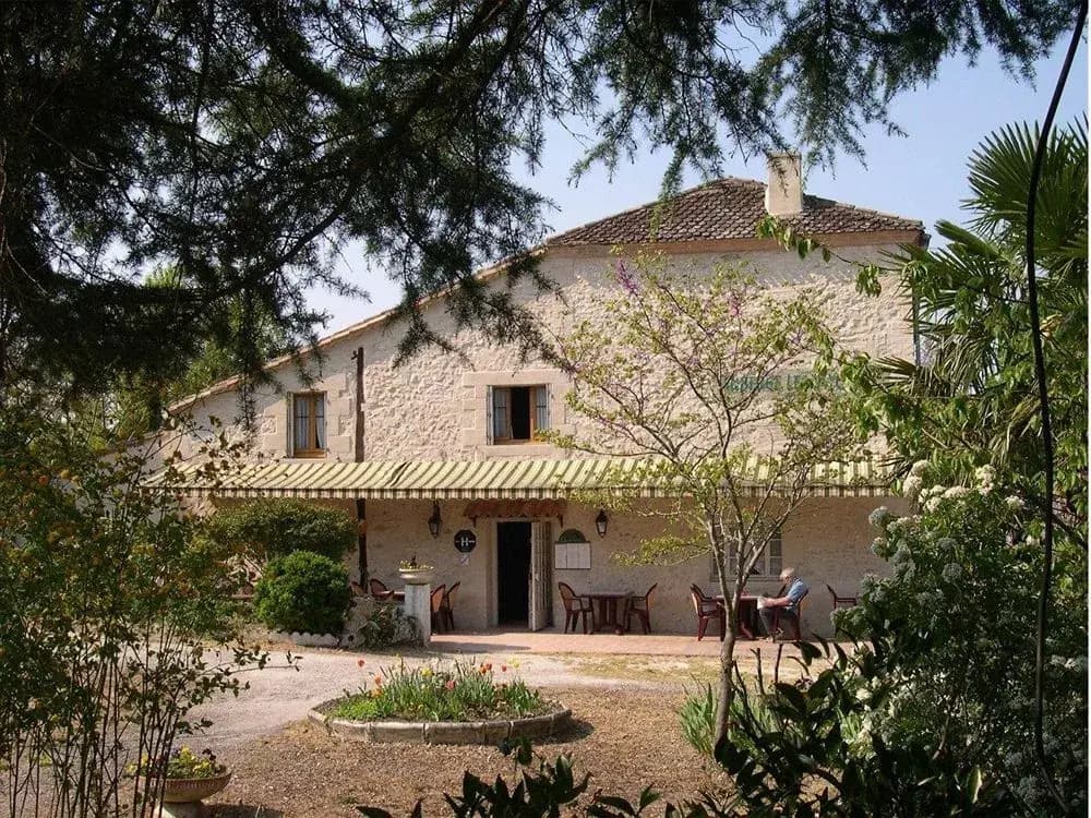 Auberge Les Glycines - Photo 1
