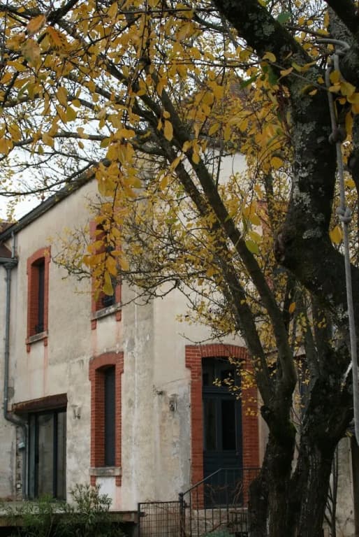 ICI et LA - Photo 1