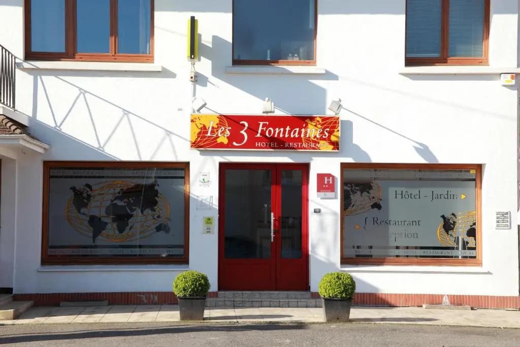 Les Trois Fontaines - Photo 1