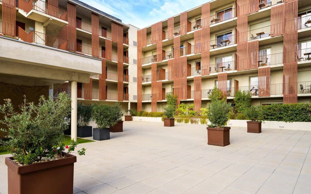 Lagrange Apart'HOTEL Montpellier Millénaire - Photo 1