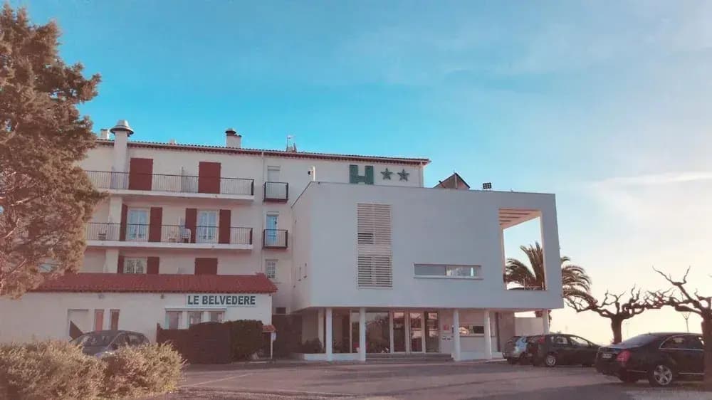 Hôtel Le Belvédère - Photo 1