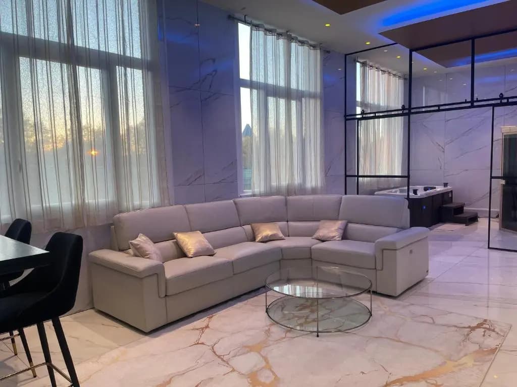 Golden Suite - Photo 1