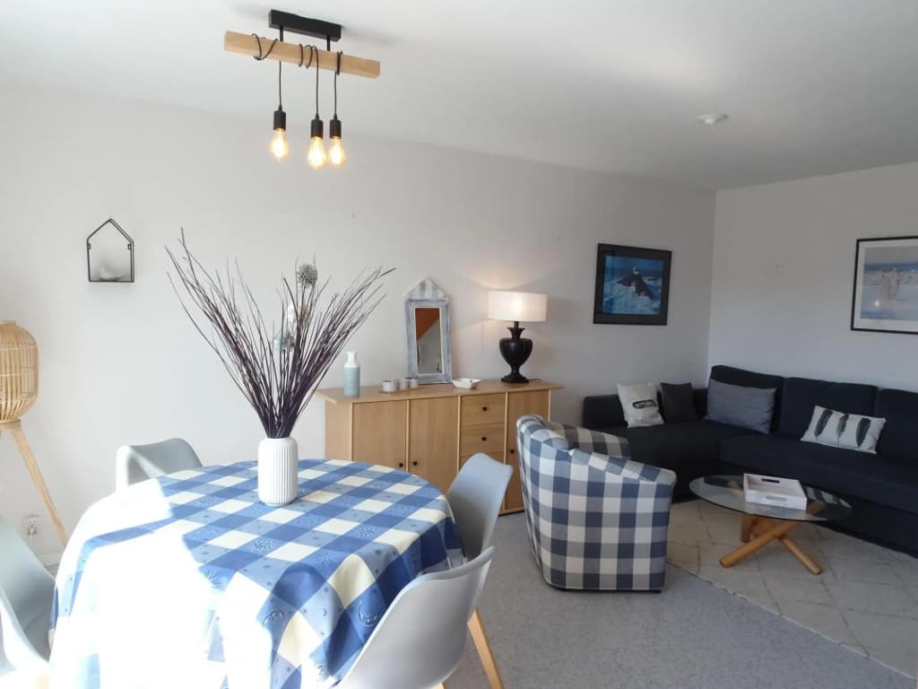 Directly on the Beach, Maisonnette Apartment With Fantastic sea View - Photo 1