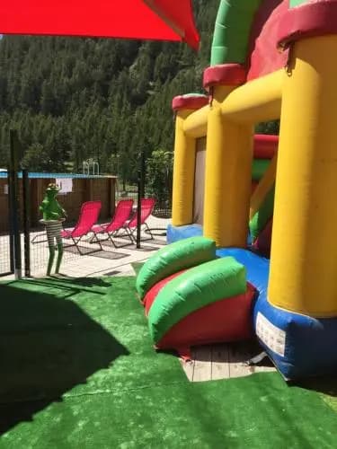 Hotel Les 4 Saisons - Photo 1