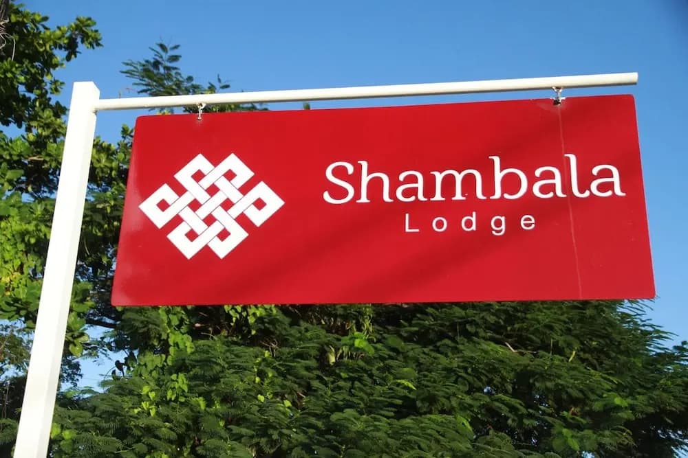 Shambala Lodge - Photo 1