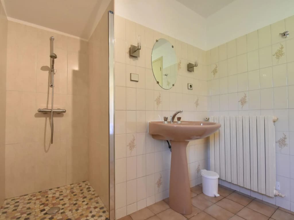 Cozy Holiday Home in Coux-et-Bigaroque with a Private Pool - Photo 1