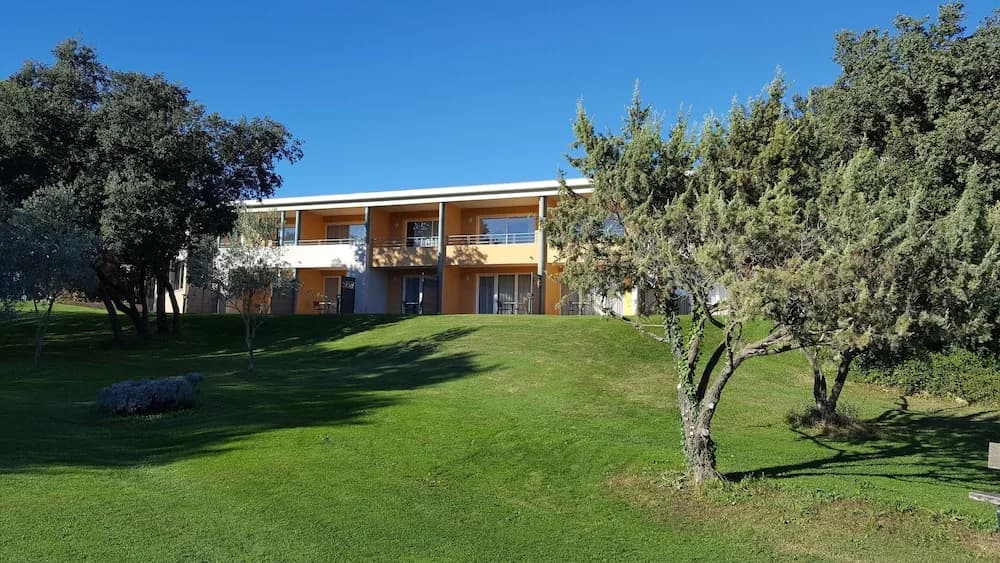 Golf & Résidence de Nîmes Vacquerolles - Photo 1