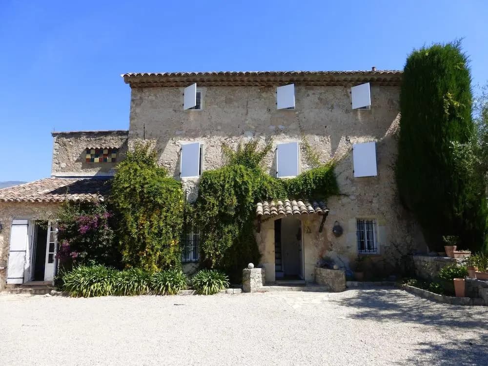 La Cania - Photo 1