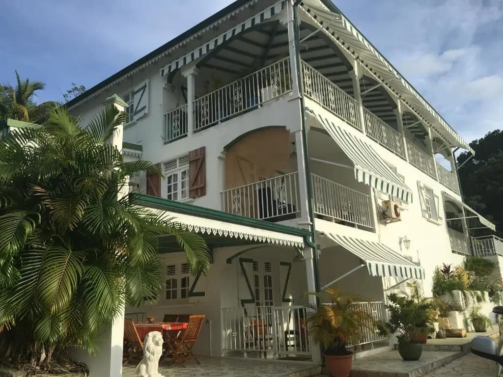 La Nicotoria Apartments - Photo 1