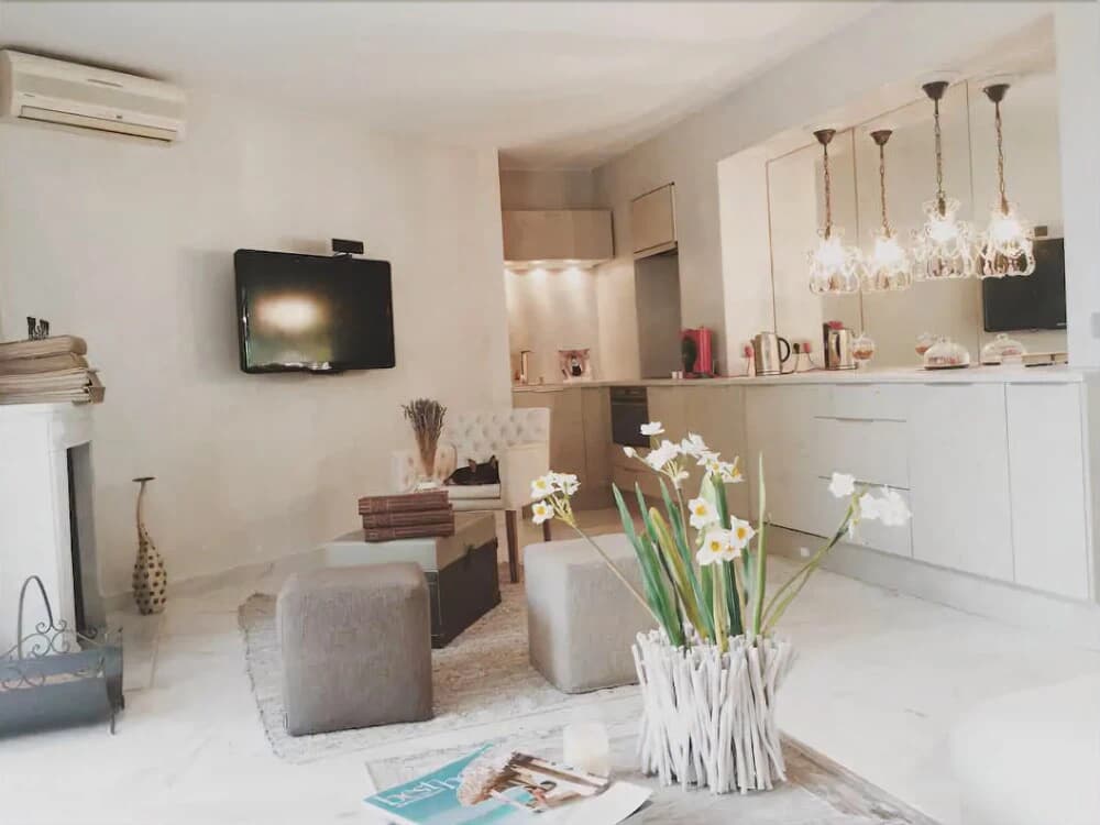 Apartment Borromees - Photo 1
