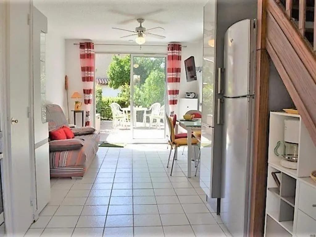 Maison Le Lavandou, 2 pièces, 6 personnes - FR-1-251-156 - Photo 1