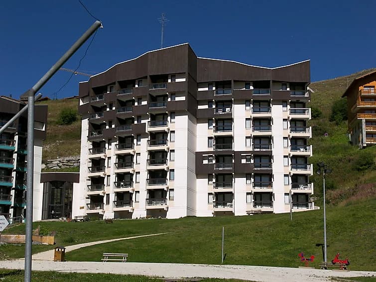 Armoise - Photo 1