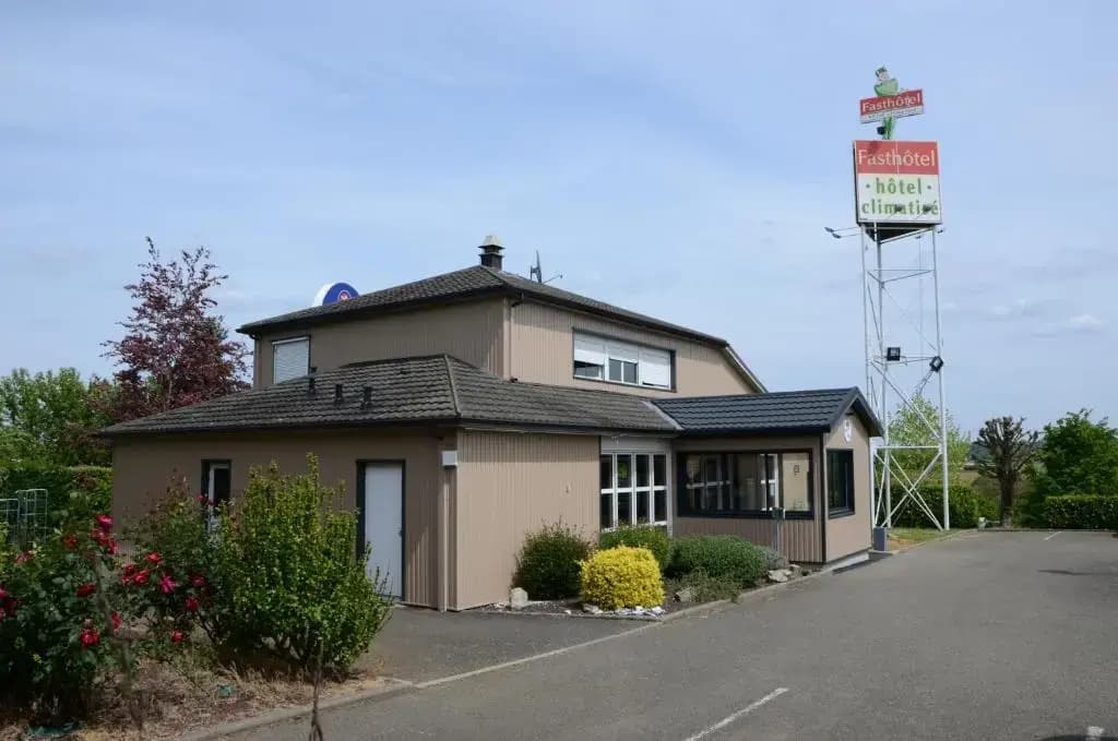 FASTHOTEL Le Mans Nord Saint-Saturnin - UN FH CONFORT - Photo 1
