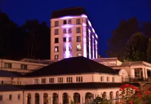 Hôtel Bristol Thermal - Photo 1