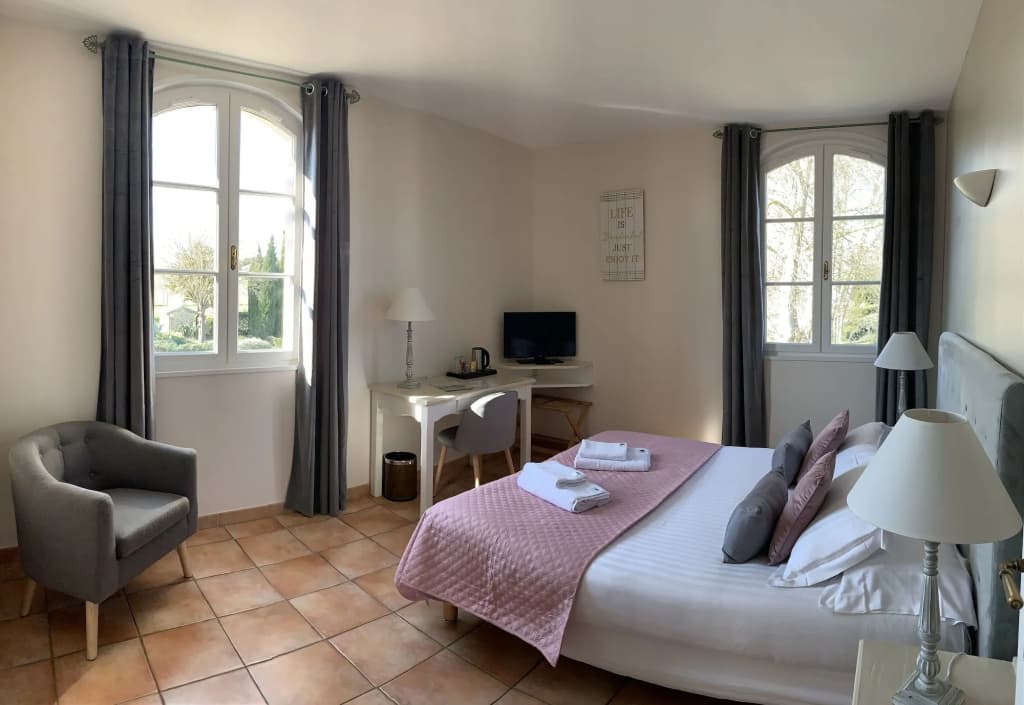 Hotel La Bastide Saint Martin - Photo 1