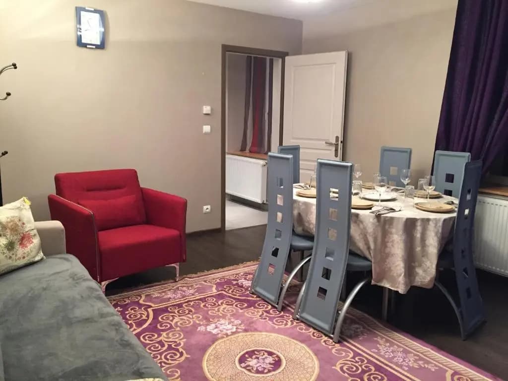 Rochire Location 2 - Photo 1