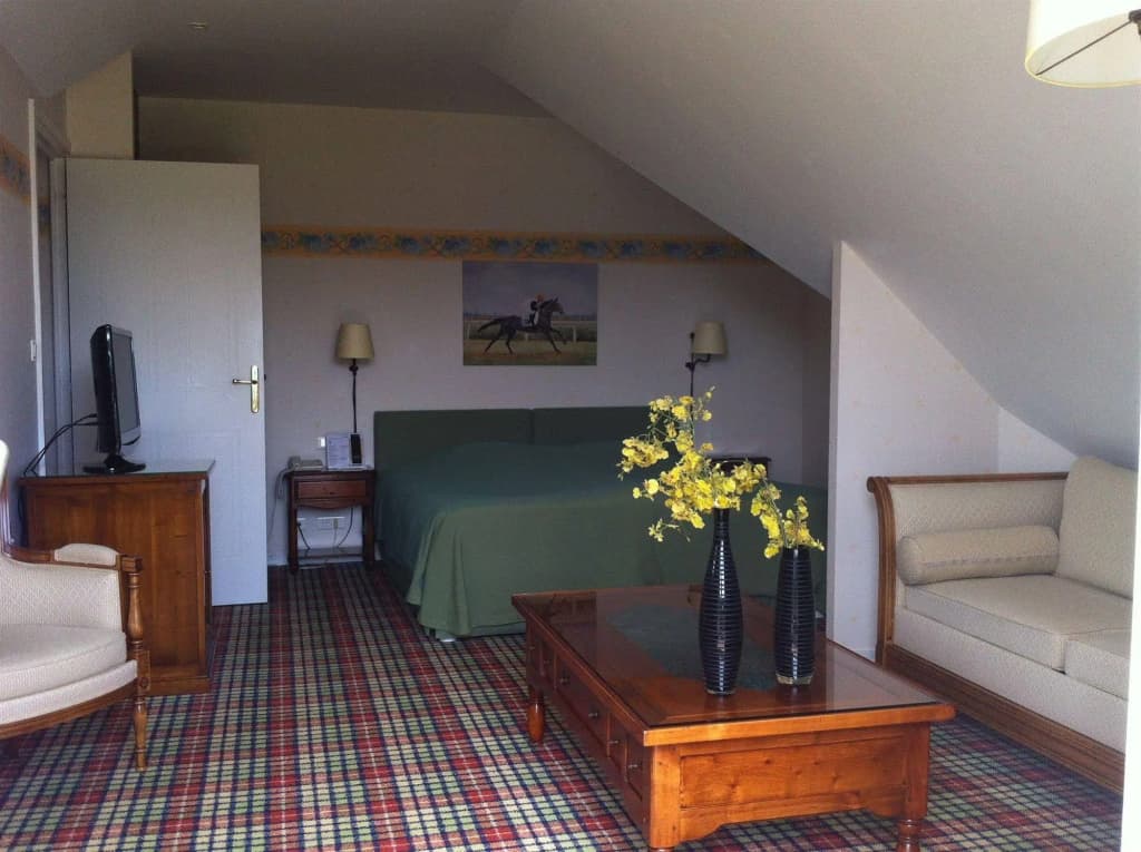 Hostellerie De Hauquerie Chevotel - Photo 1