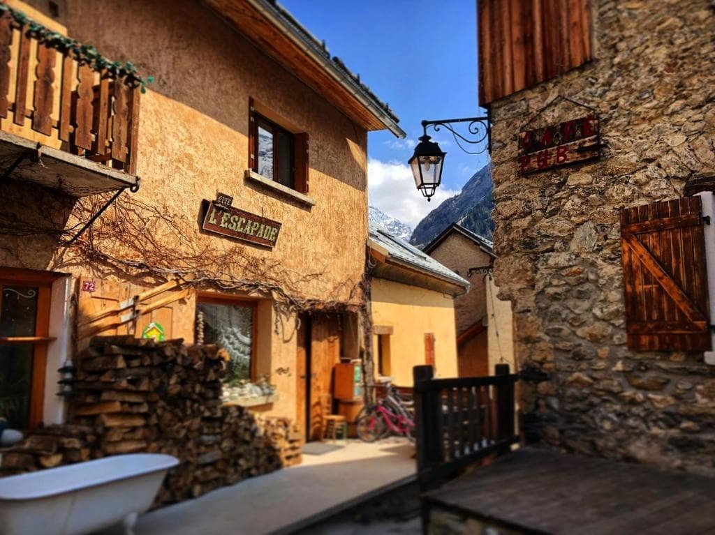 Ecrins Lodge - Photo 1