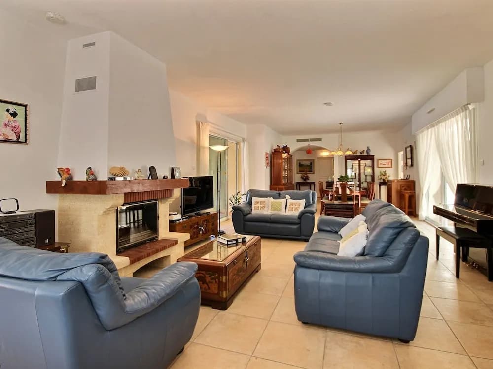 Villa Bois Dore - Photo 1