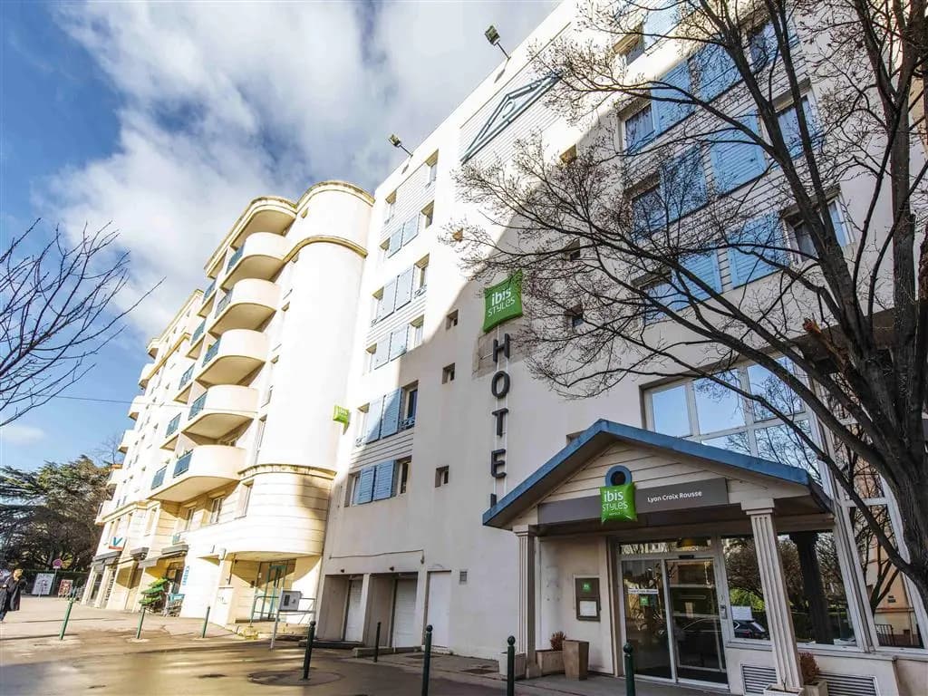 ibis Styles Lyon Croix Rousse - Photo 1