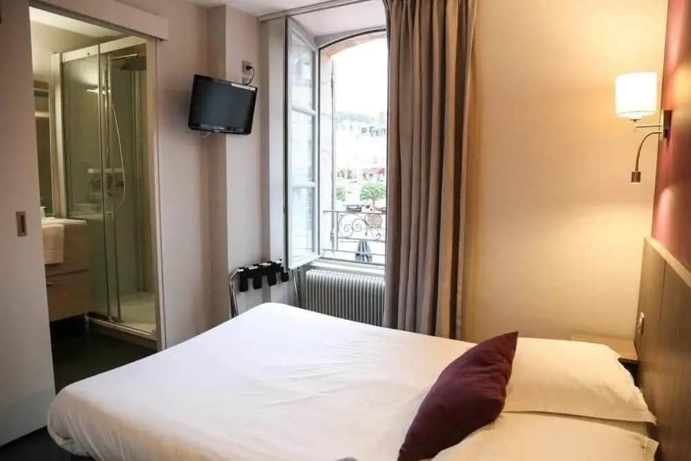 Hôtel du Commerce - Photo 1
