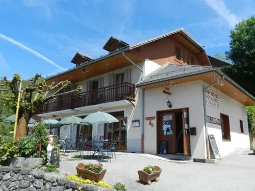 Hôtel Le Beauséjour - Photo 1