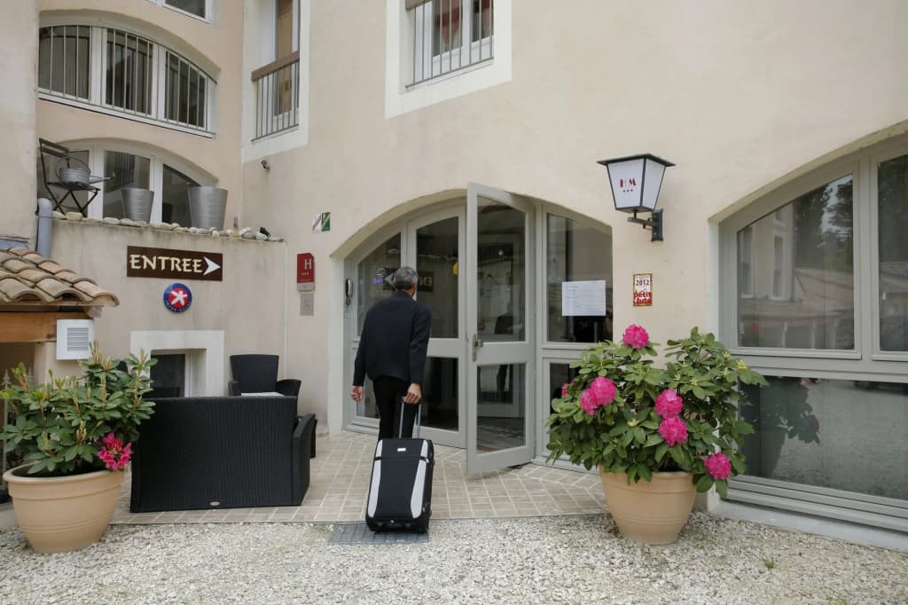 Logis Hôtel Médiéval, Montélimar Nord - Photo 1