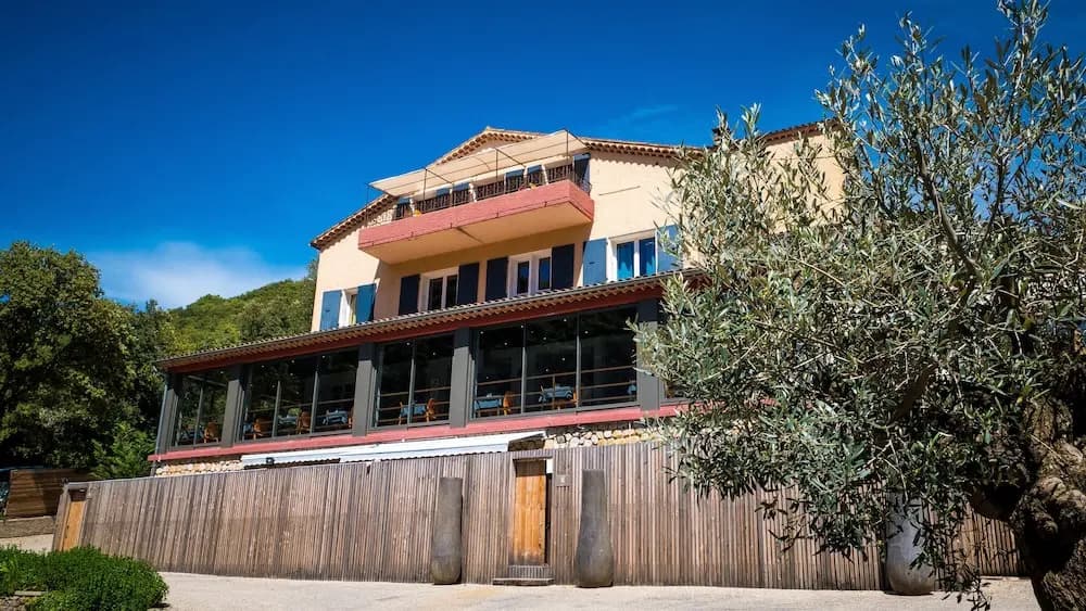 Hotel Restaurant le Belvedere - Photo 1
