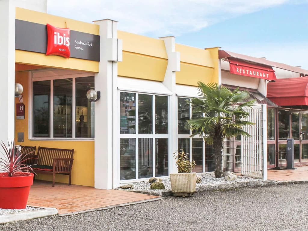 ibis Bordeaux Pessac Route des Vins Hotel - Photo 1