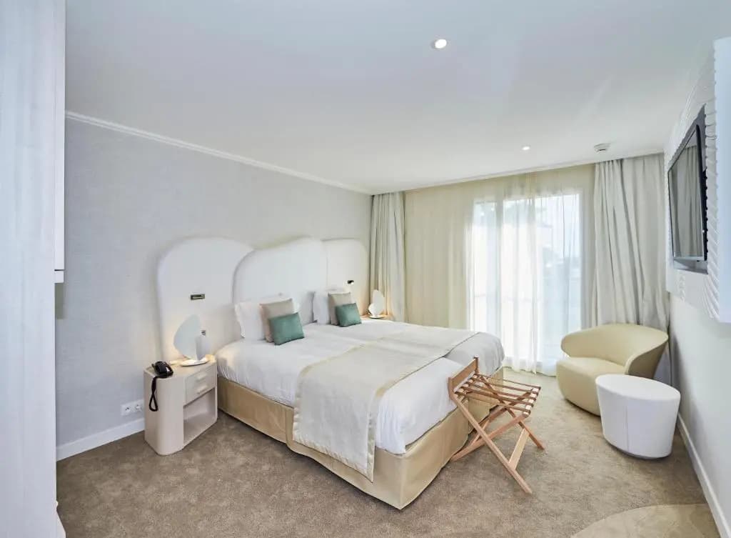 Hotel Suites La Cigale - Photo 1