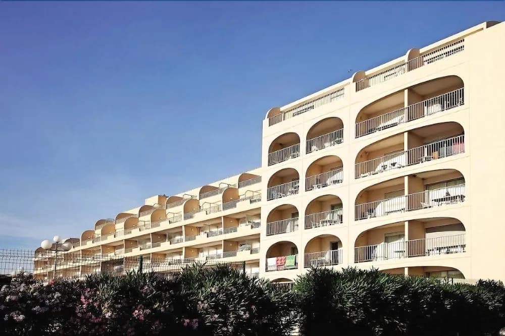 Residence Hyeres Port - Photo 1